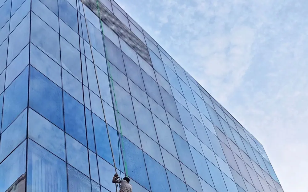 Fensterreinigung in Lünen — AZAKO Umwelttechnik